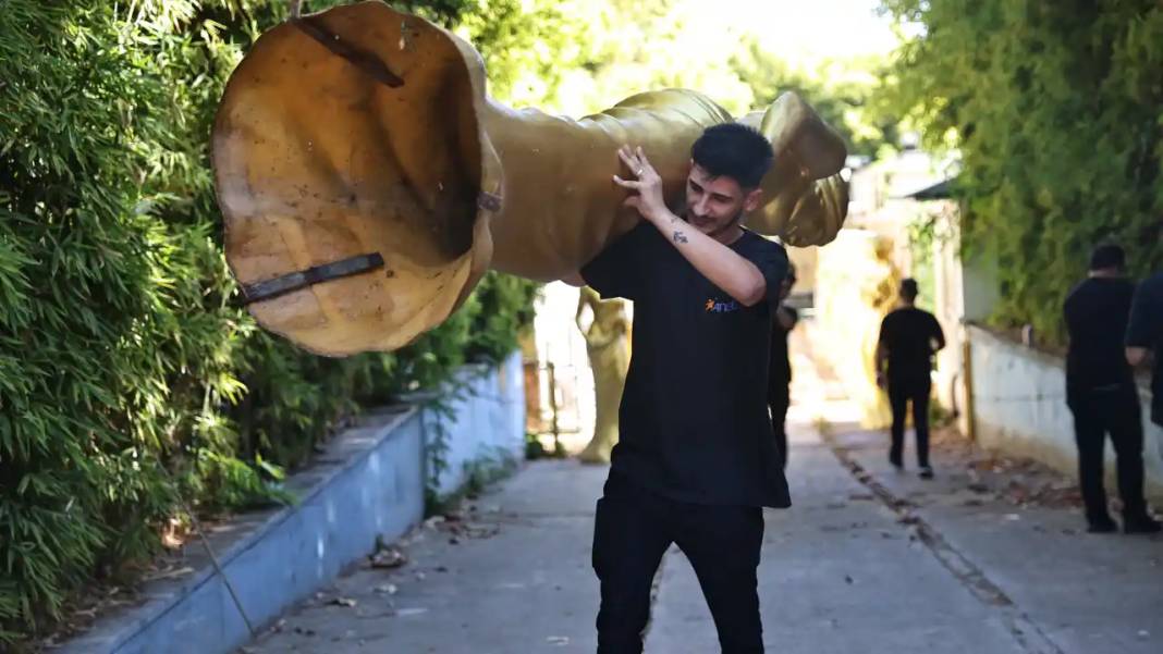 Altın Portakal’ın Sembolü Venüs Heykelleri Şehri Sardı! 5